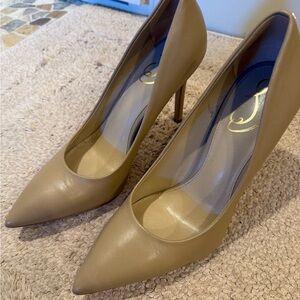 Sam Edelman Vienna pointed toe pump 8.5